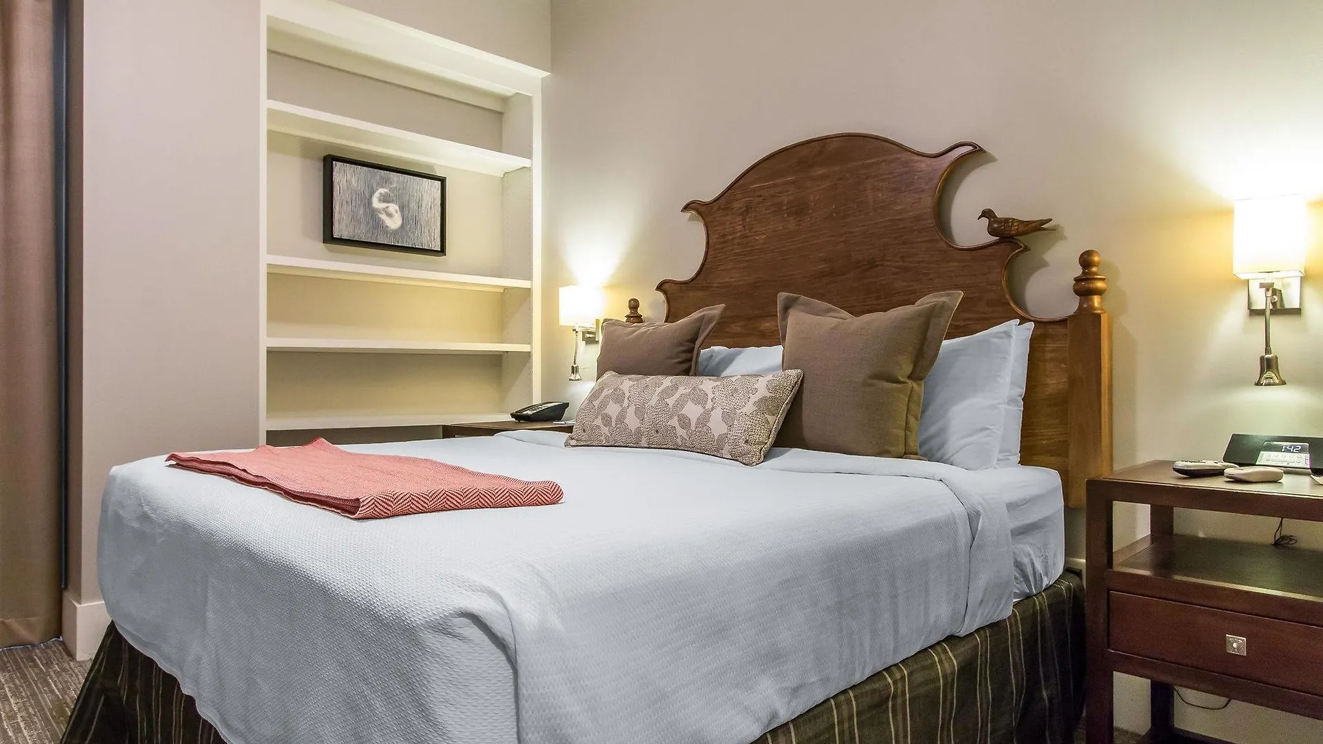 Bluegreen Vacations Studio Homes At Ellis Square, Ascend Resort Savannah 3*,