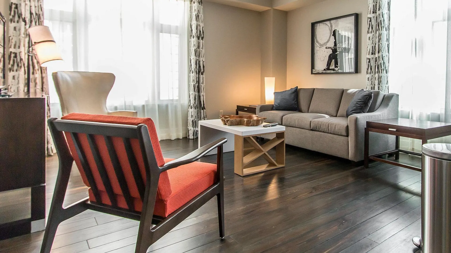 Bluegreen Vacations Studio Homes At Ellis Square, Ascend Resort Savannah Apartahotel